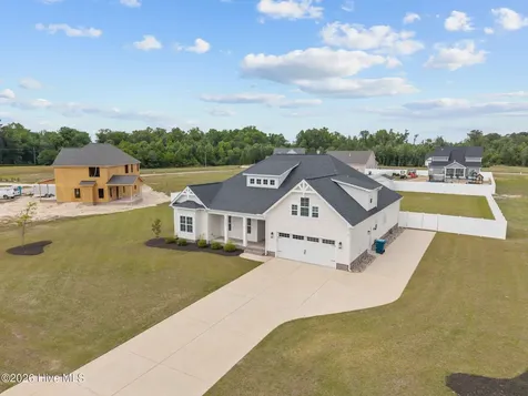 2737 Windflower Lane Grimesland NC 27837