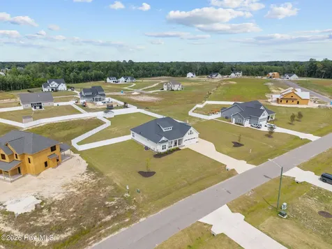 2737 Windflower Lane Grimesland NC 27837