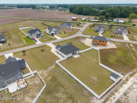 2737 Windflower Lane Grimesland NC 27837
