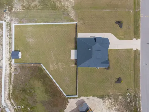 2737 Windflower Lane Grimesland NC 27837