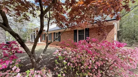 107 Azalea Trail Salemburg NC 28385