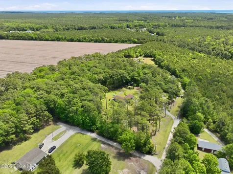 307 Crows Nest Road Beaufort NC 28516