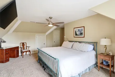 605 Bradley Creek Point Road Wilmington NC 28403