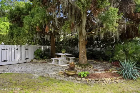 605 Bradley Creek Point Road Wilmington NC 28403