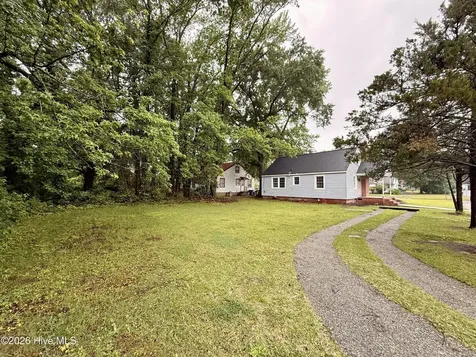 315 Woodlawn Drive Kinston NC 28501