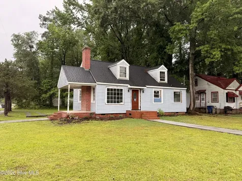 315 Woodlawn Drive Kinston NC 28501