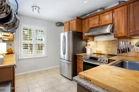 16 Oceanic Street Wrightsville Beach NC 28480