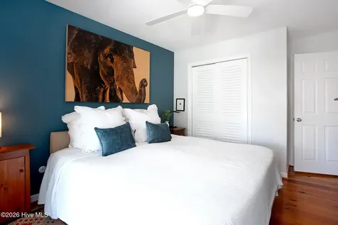 16 Oceanic Street Wrightsville Beach NC 28480
