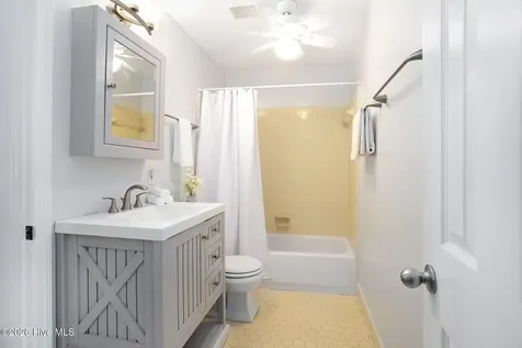 16 Oceanic Street Wrightsville Beach NC 28480