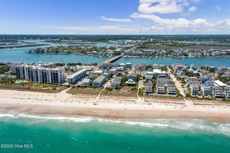 16 Oceanic Street Wrightsville Beach NC 28480