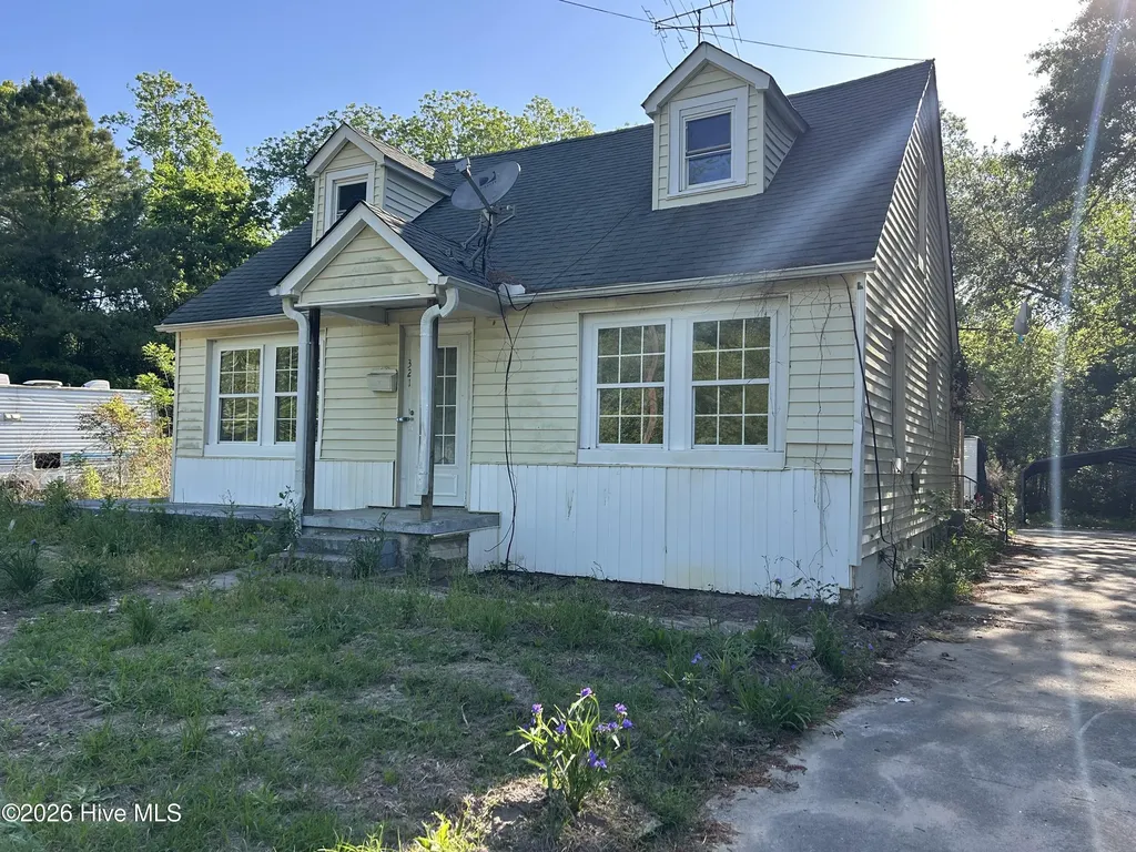 321 Pine Street Kinston NC 28501
