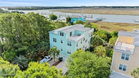 5000 Oquinn Boulevard SE Southport NC 28461