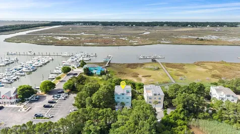 5000 Oquinn Boulevard SE Southport NC 28461