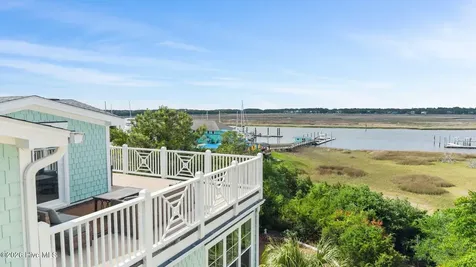 5000 Oquinn Boulevard SE Southport NC 28461
