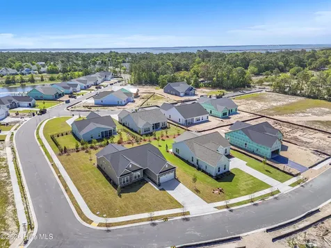 2008 Oakton Drive Southport NC 28461