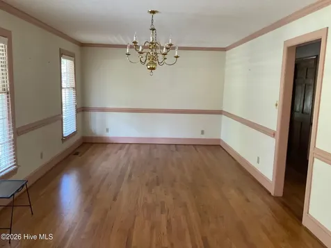 3028 Fox Run Circle Kinston NC 28504