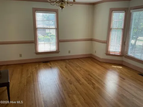 3028 Fox Run Circle Kinston NC 28504