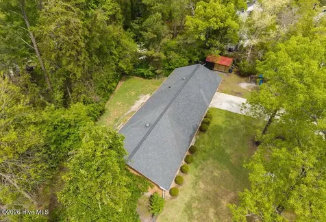 2213 Colony Plaza Jacksonville NC 28546