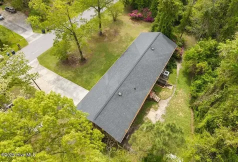 2213 Colony Plaza Jacksonville NC 28546
