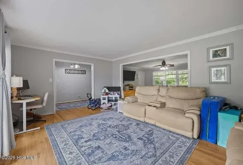 2213 Colony Plaza Jacksonville NC 28546