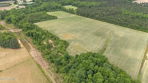 34.4 Acres High School Road Teachey NC 28464