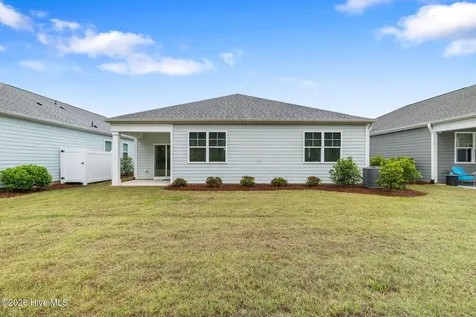 1305 Clendon Circle Leland NC 28451