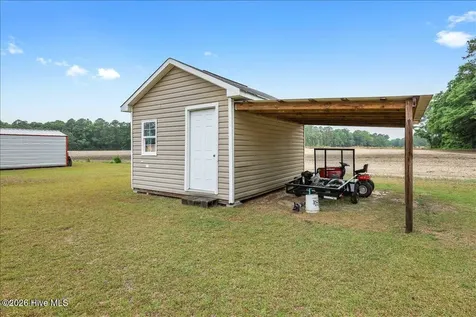 2448 Troy Court Kinston NC 28504