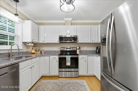 2448 Troy Court Kinston NC 28504