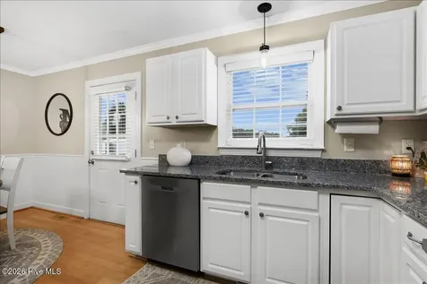 2448 Troy Court Kinston NC 28504