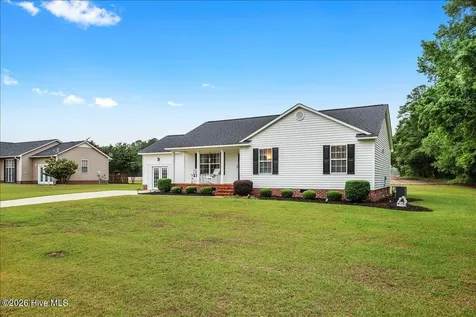 2448 Troy Court Kinston NC 28504