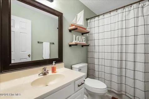 2448 Troy Court Kinston NC 28504