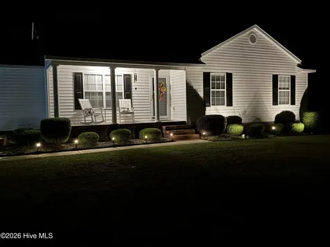 2448 Troy Court Kinston NC 28504