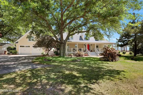 611 Moores Landing Road Hampstead NC 28443