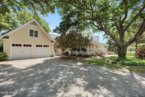 611 Moores Landing Road Hampstead NC 28443