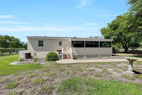 611 Moores Landing Road Hampstead NC 28443
