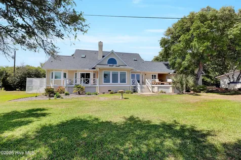 611 Moores Landing Road Hampstead NC 28443