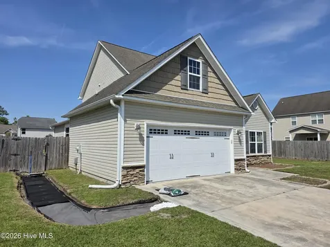 702 Appling Court Jacksonville NC 28546