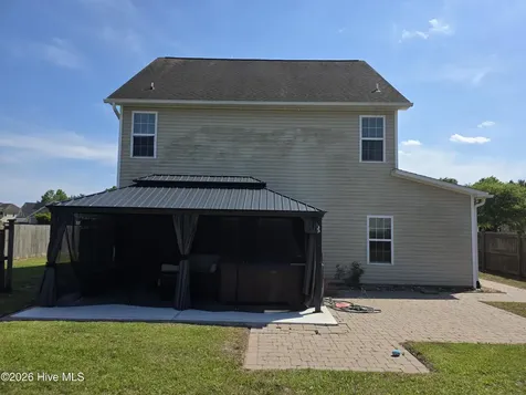 702 Appling Court Jacksonville NC 28546