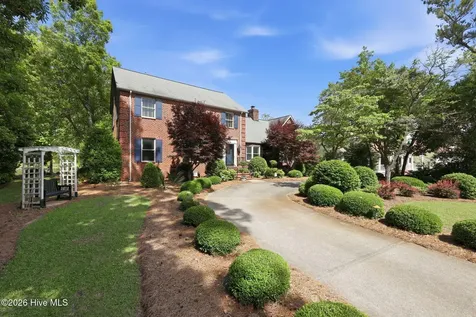 2406 Harbor Island Road New Bern NC 28562