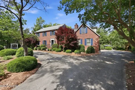 2406 Harbor Island Road New Bern NC 28562