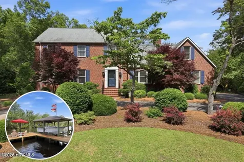 2406 Harbor Island Road New Bern NC 28562