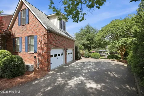 2406 Harbor Island Road New Bern NC 28562