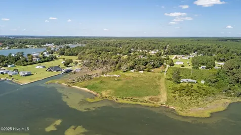 174 Miramar Road Gloucester NC 28528