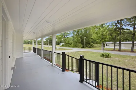277 Bennetts Bridge Road Mount Olive NC 28365