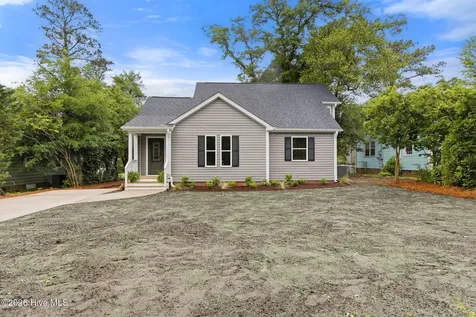 2117 Plaza Drive Wilmington NC 28405