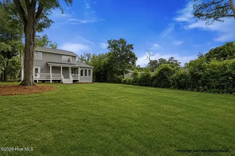 2117 Plaza Drive Wilmington NC 28405