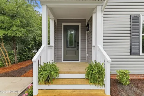 2117 Plaza Drive Wilmington NC 28405