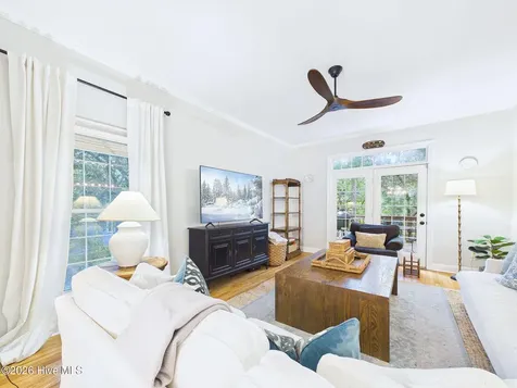 414 W Blackbeard Road W Wilmington NC 28409