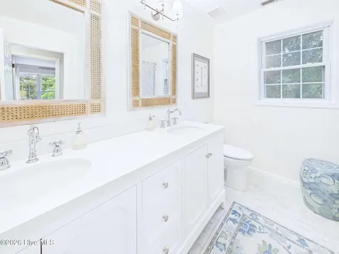 414 W Blackbeard Road W Wilmington NC 28409