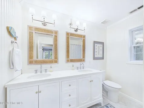 414 W Blackbeard Road W Wilmington NC 28409